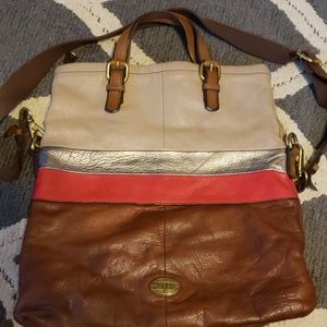 Fossil explorer purse